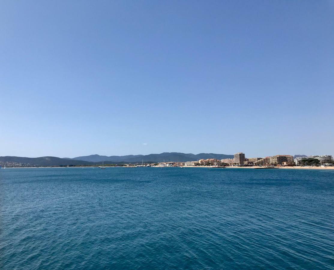 Appartamento Appart' Au Port Fréjus Esterno foto